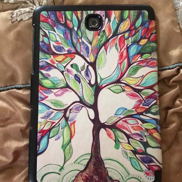 Table - Picture 2 of 3